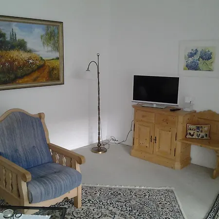 Christa Hahn Apartment *