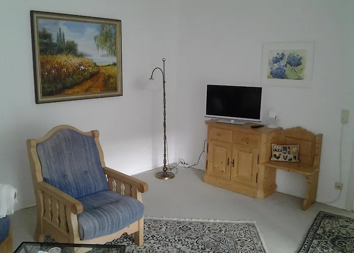 Christa Hahn 아파트 *